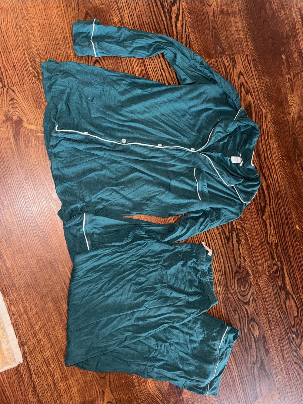 Eberjey everGreen Long-Sleeve Pajama Set with Contrast Piping